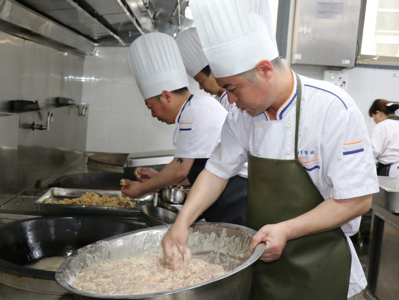 1751010567153570.jpg 6.jpg