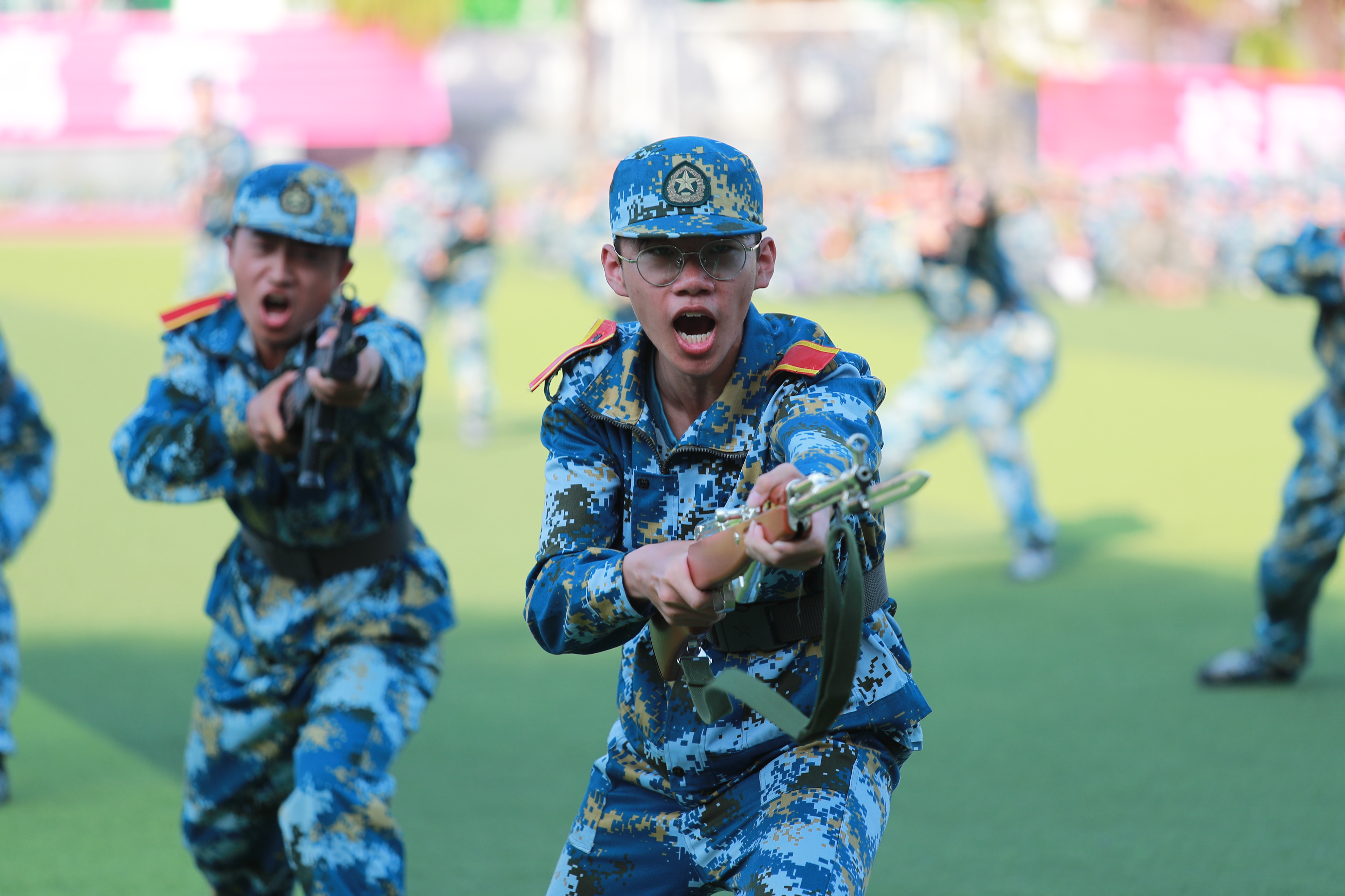 1727940388601601.jpg CMCM9900.JPG