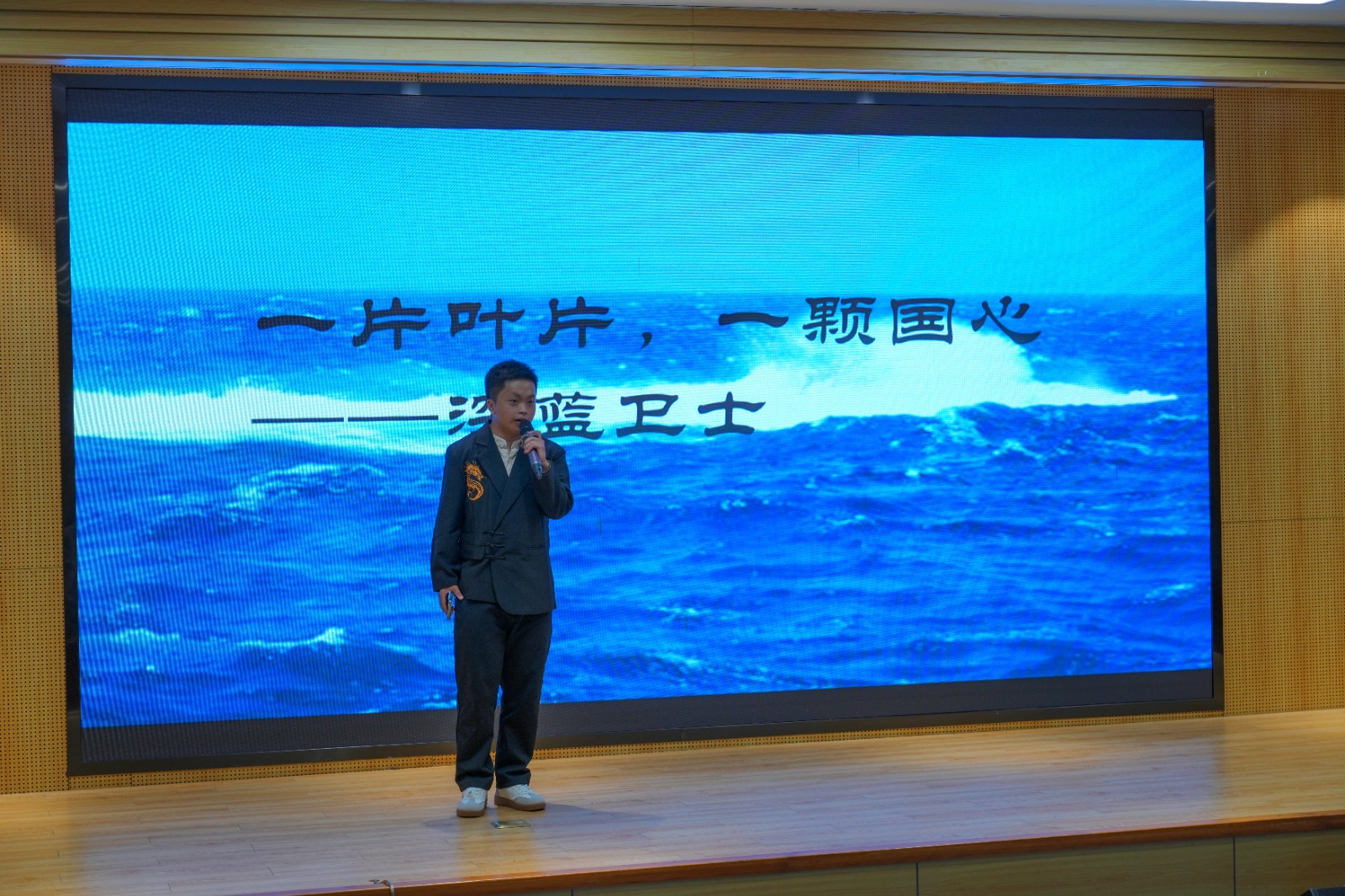 1758855750676115.jpg 微信图片_20250923014819_58_17.jpg