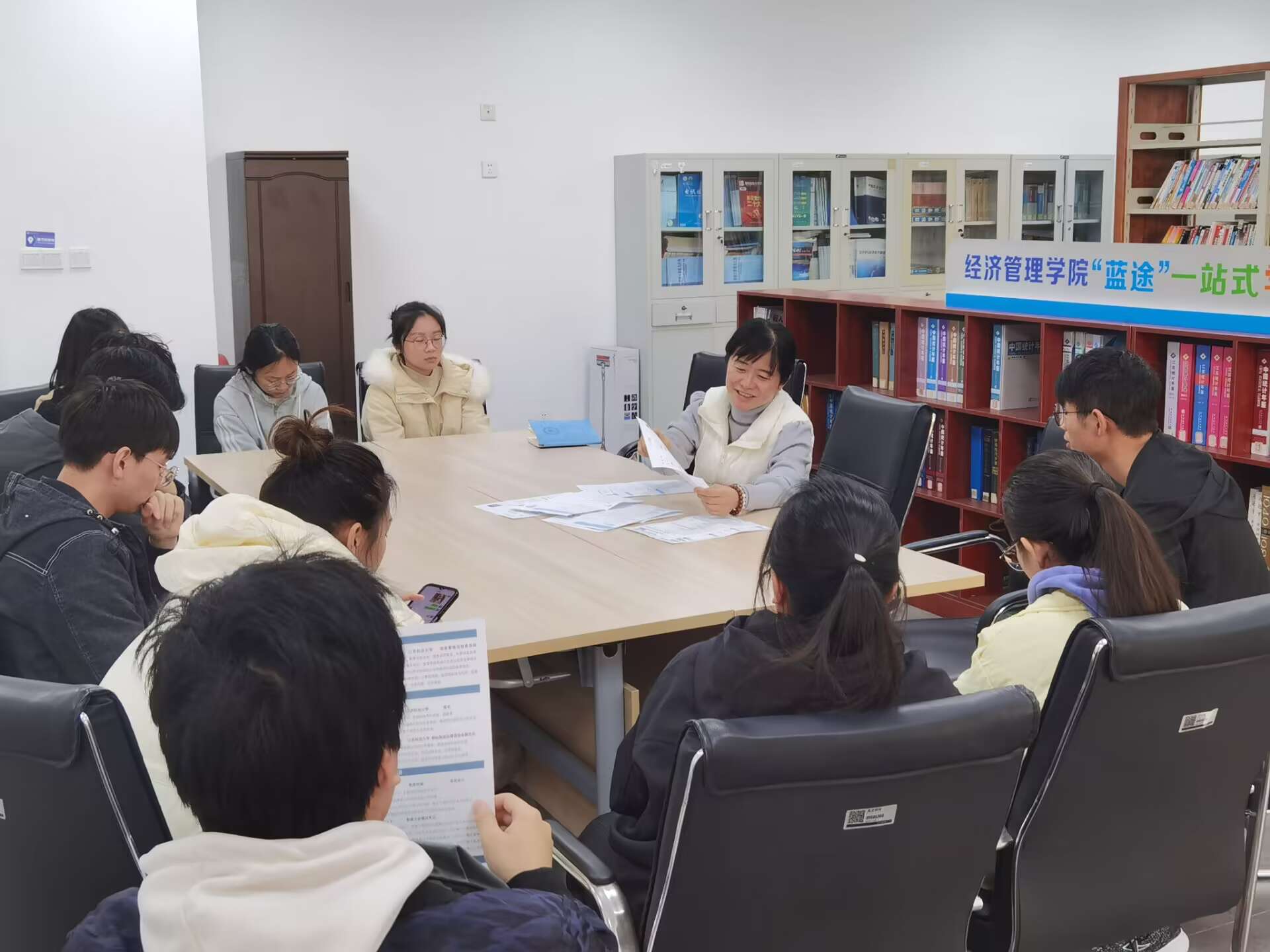 1701311613986971.jpg 1701311613986971.jpg