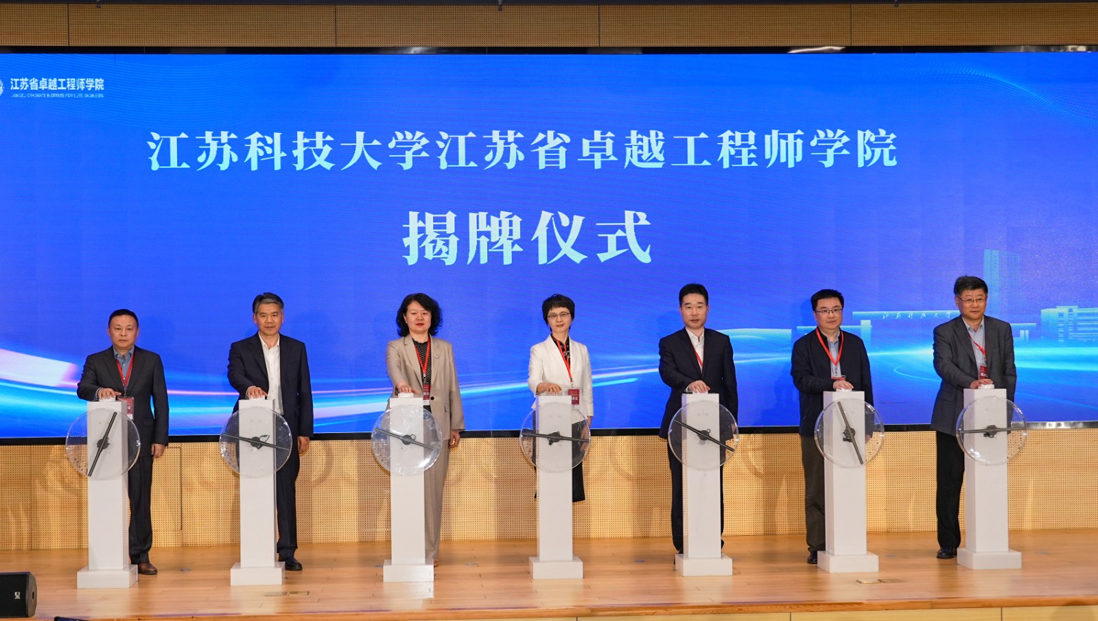 1744966223148947.jpg 1744966223148947.jpg