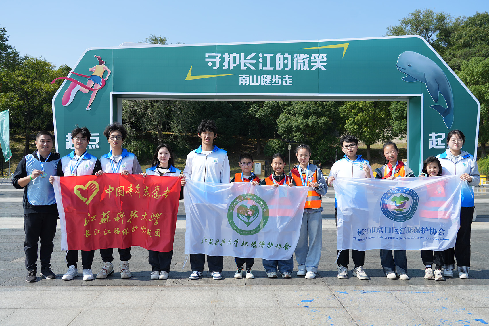 1733296265973960.jpg 1733296265973960.jpg