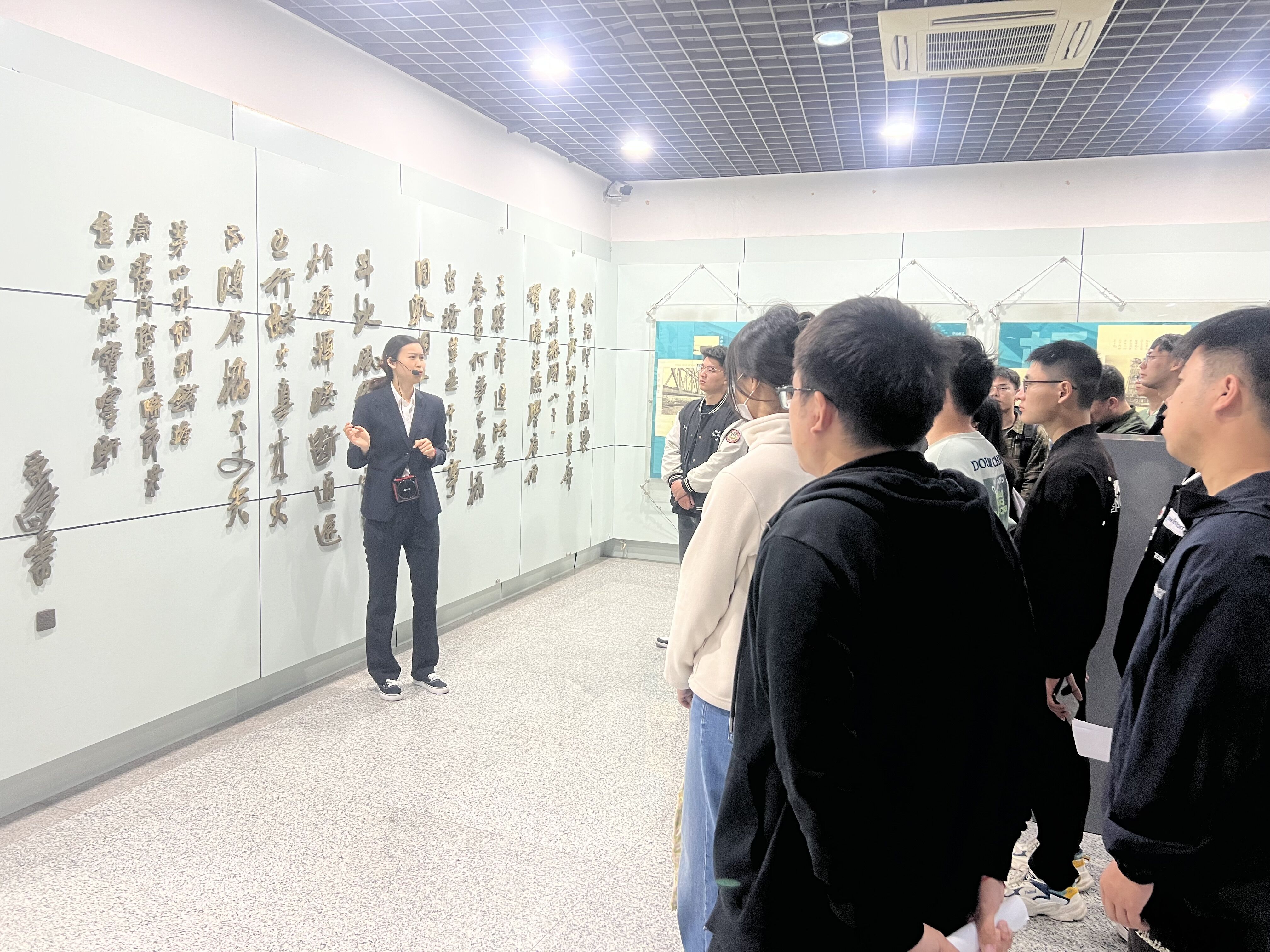 1684931678825551.jpg 1.jpg