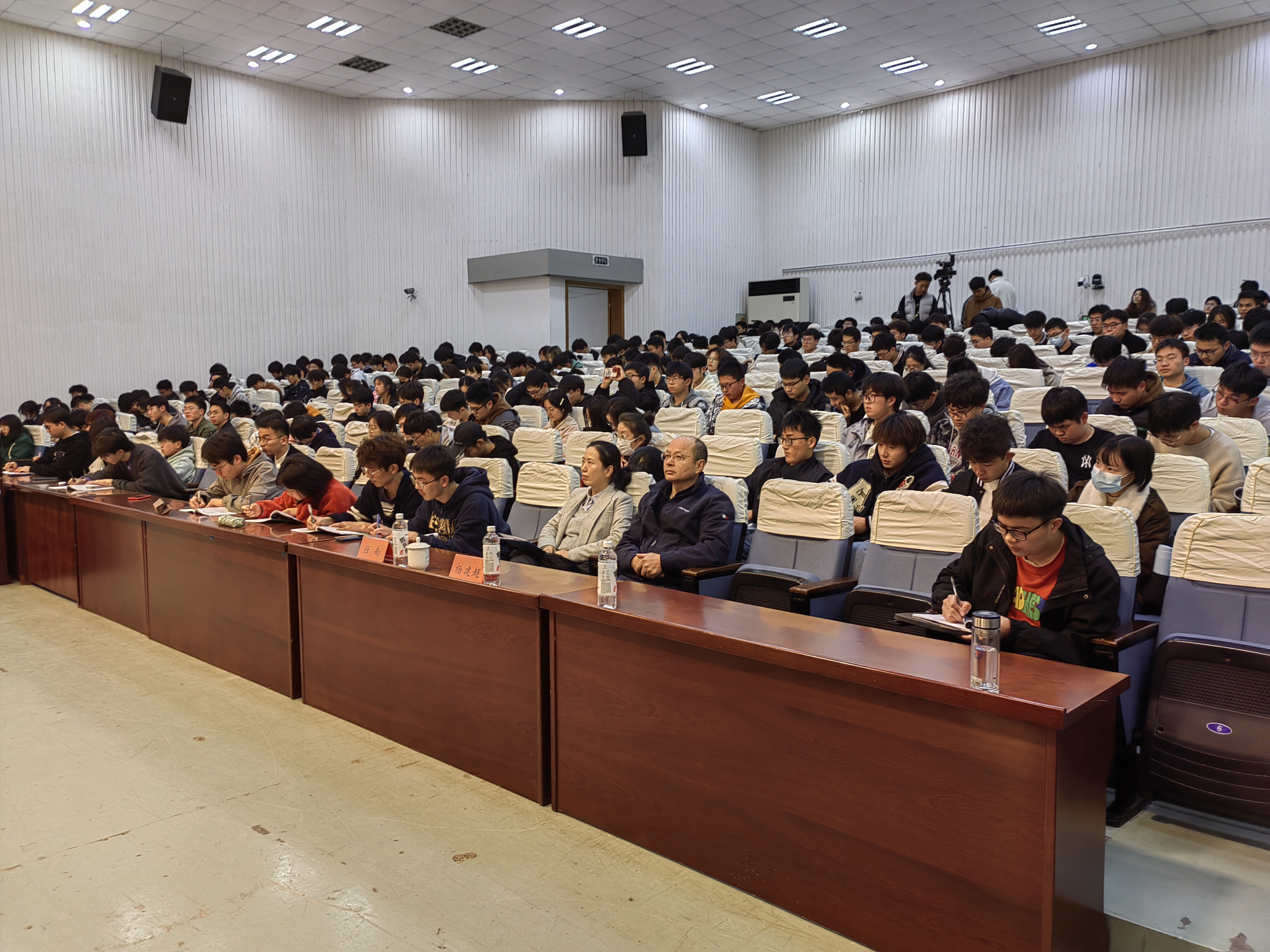 1679278307730171.png 图片5.png