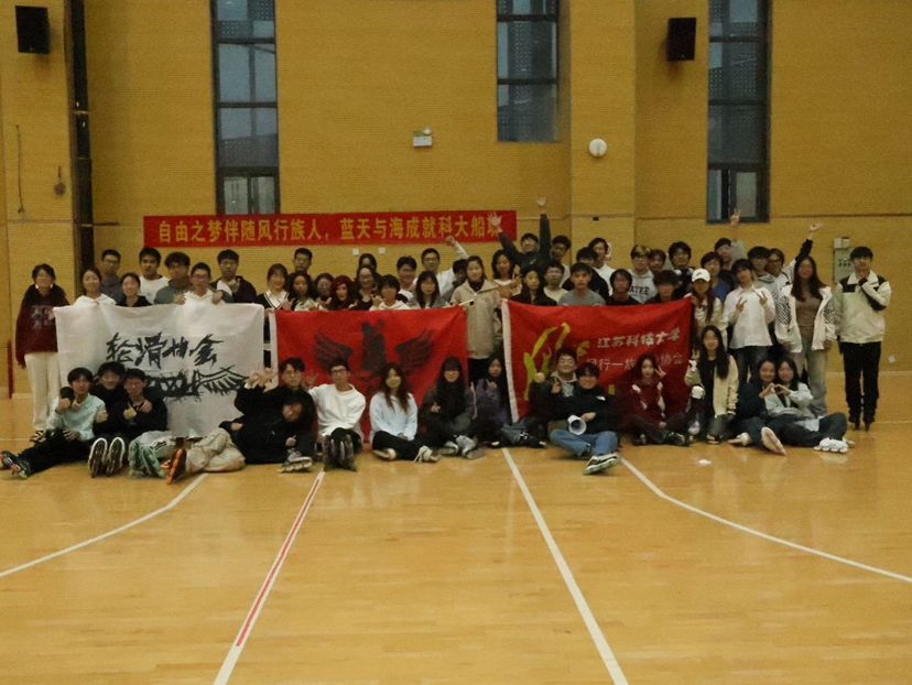 1733101937903223.png image.png