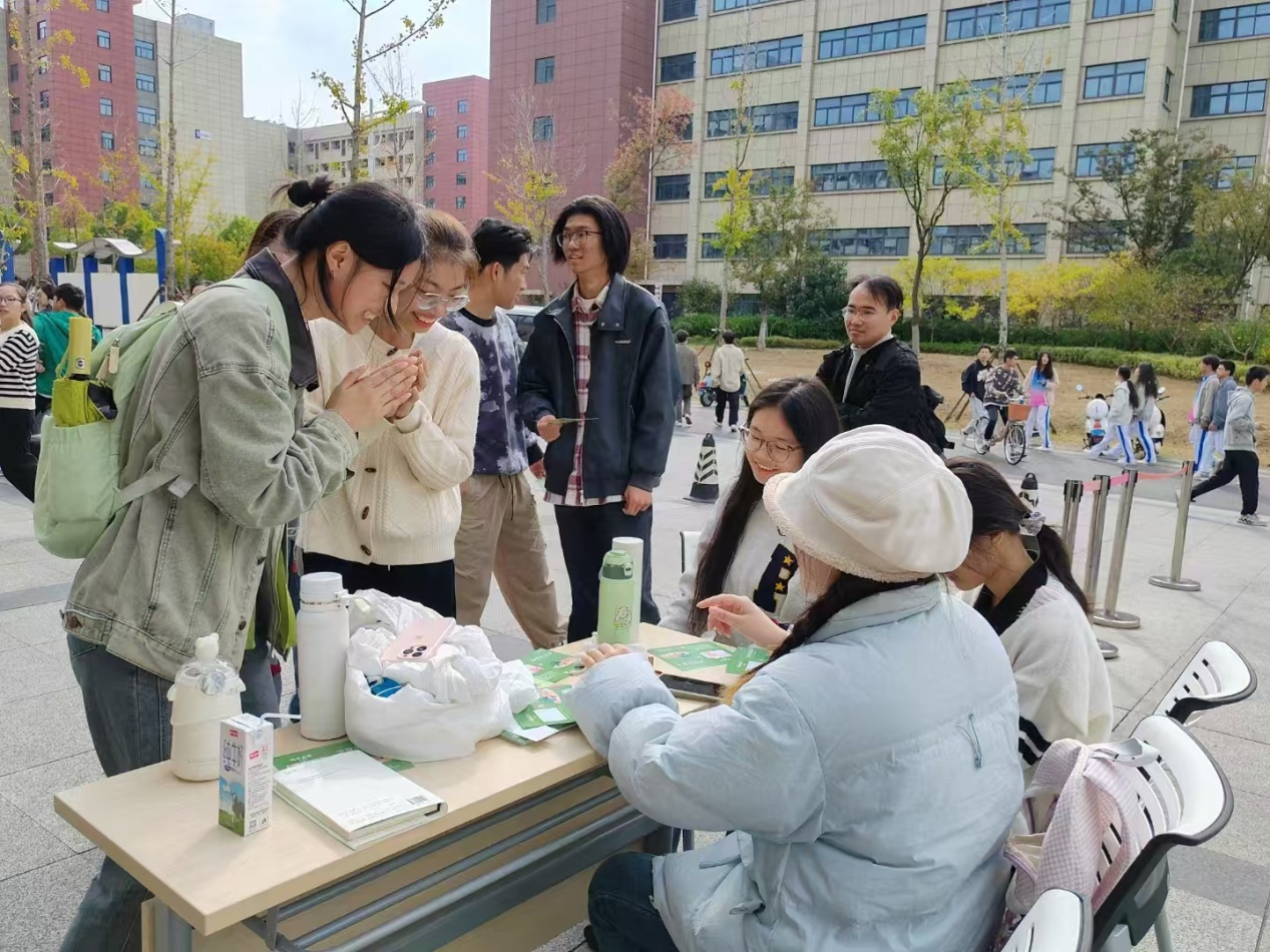 1730099289693391.png 图片4.png