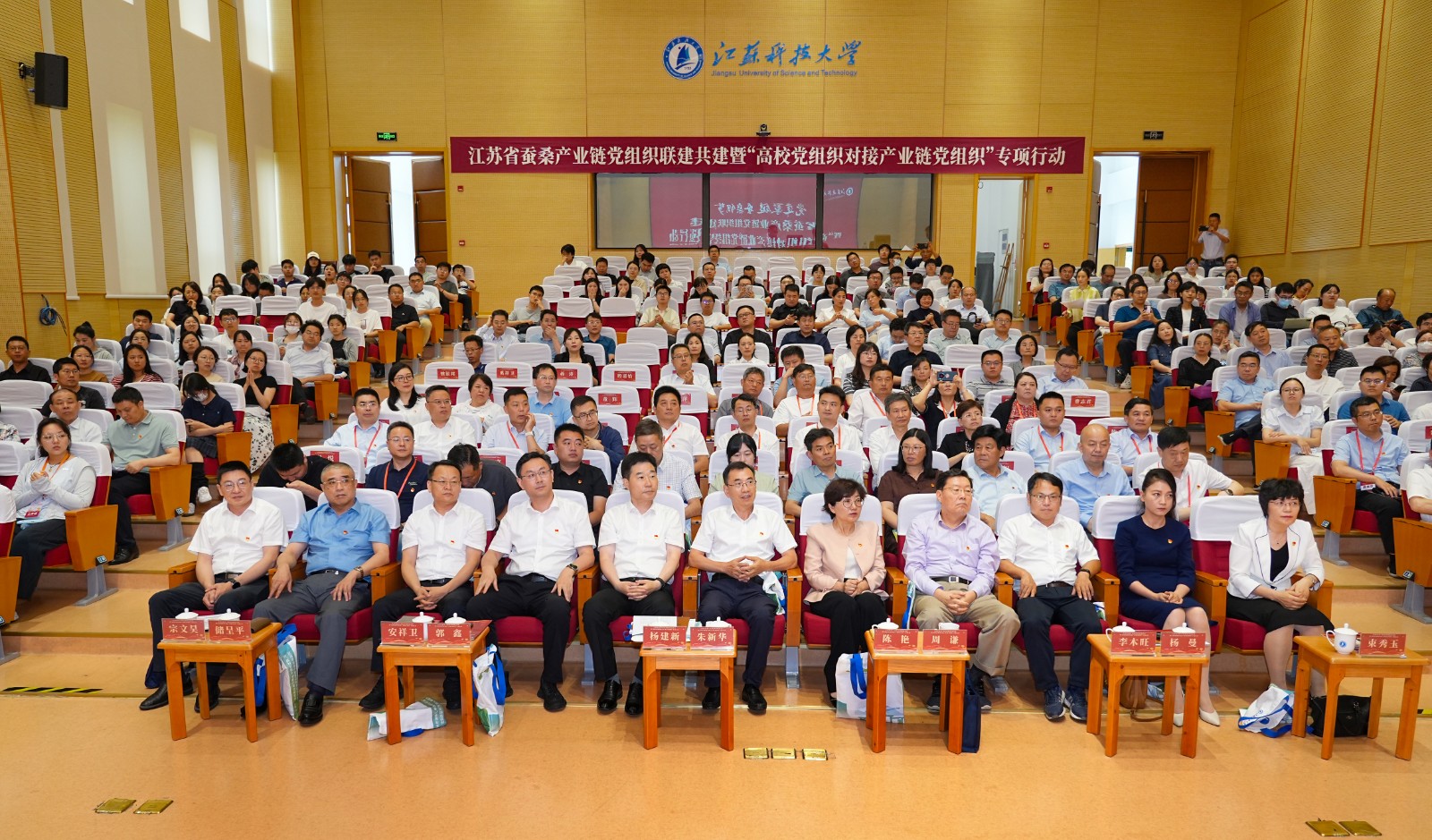 1749607507365231.jpg 1749607507365231.jpg