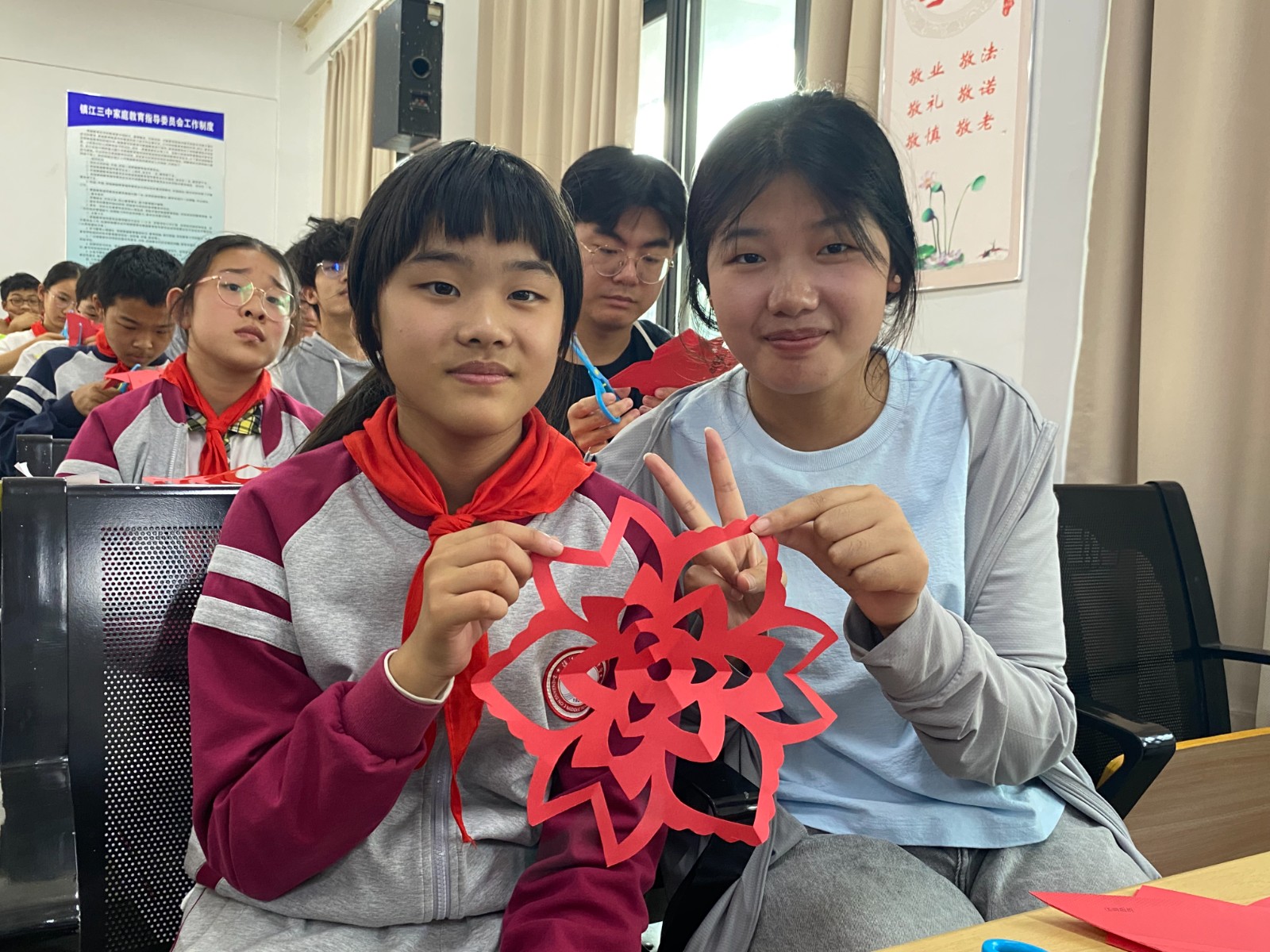 1748932903274306.jpg IMG_9833(1).jpg